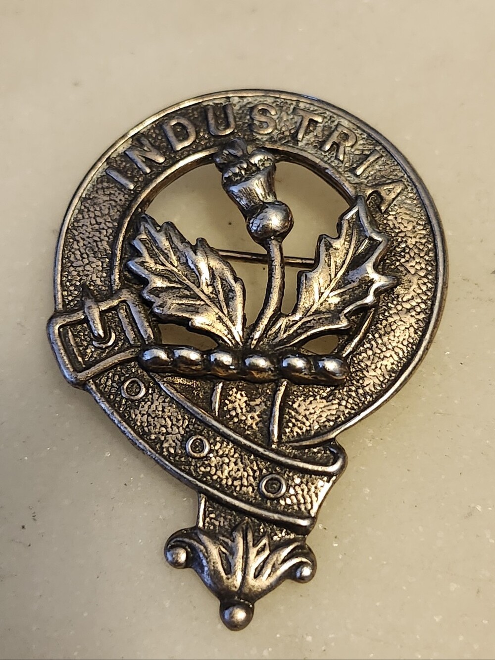 Vtg Pewter Scottish "Industria" Clan Ferguson Crest Badge Thistle Motif Brooch